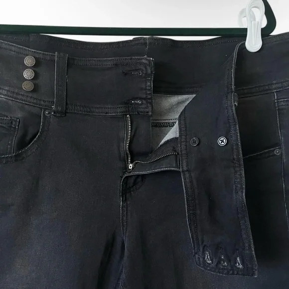 BDG Urban Outfitters Y2K Belted Flare Low Rise Jean Dark Wash Size 33 Black Slim - Picture 6 of 16